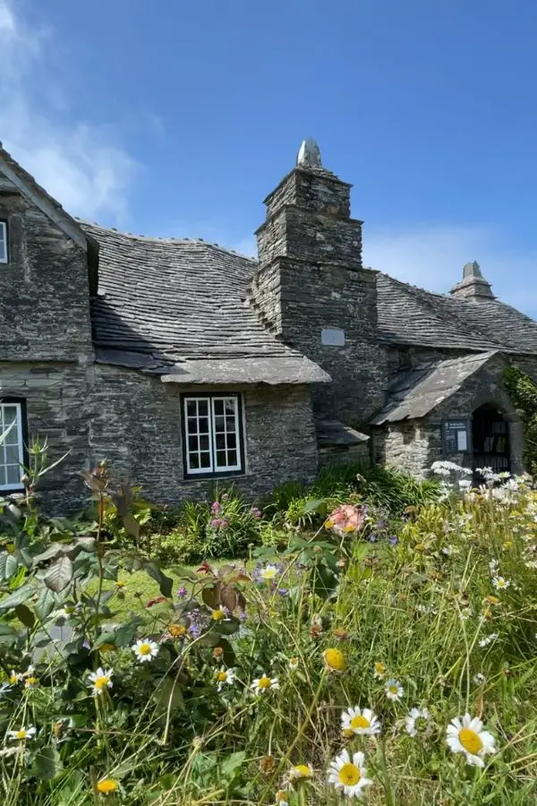 nice villages to visit in cornwall