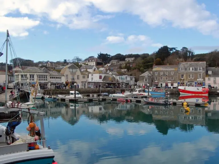 14 of the best things to do in Padstow (plus more nearby!)