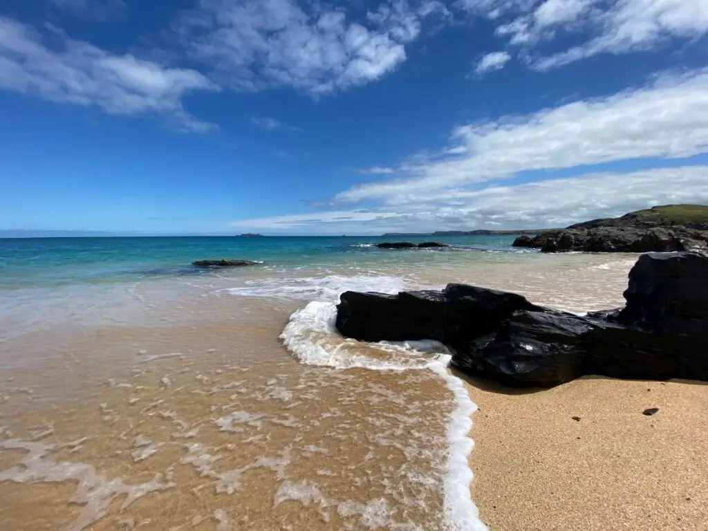 16 of the best beaches near Padstow - Lost In Cornwall